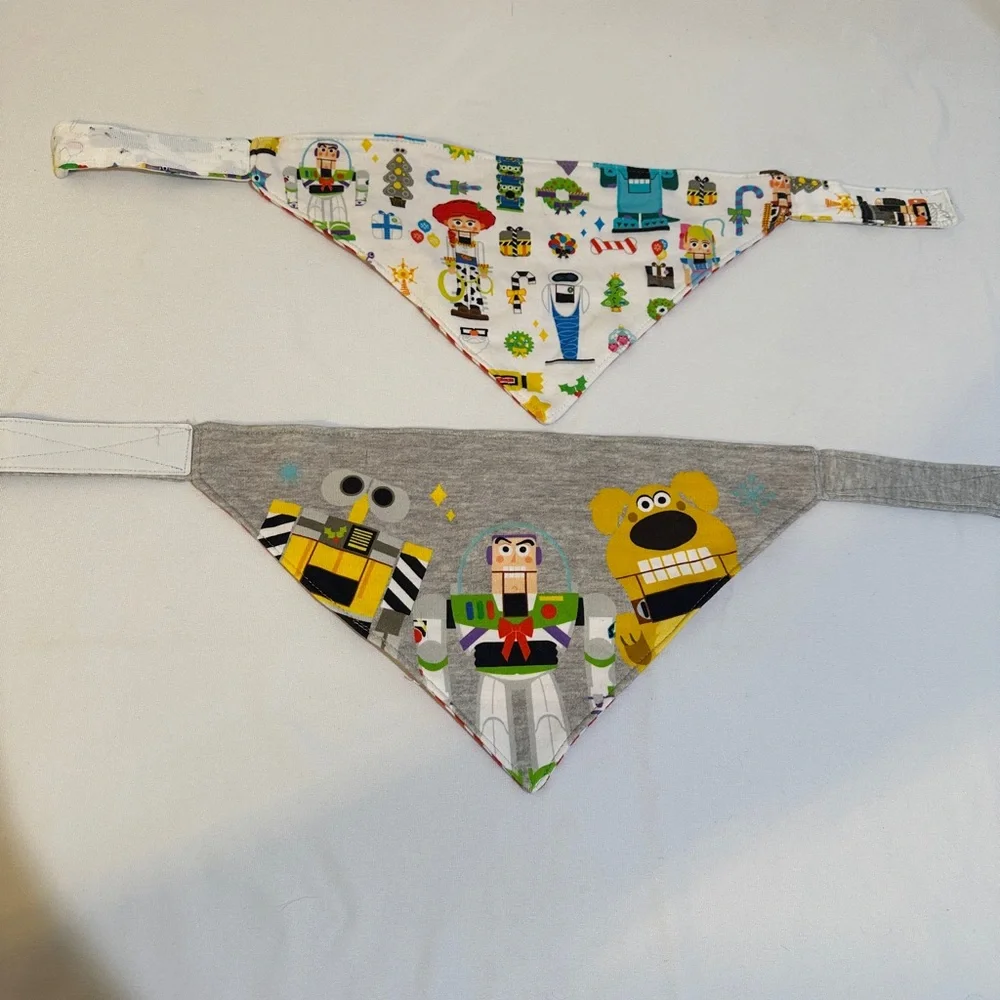 Disney Pixar Christmas Pet bandana Set